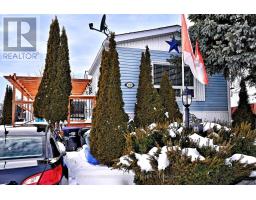 22 SUNRISE CIRCLE, Bradford West Gwillimbury, Ontario