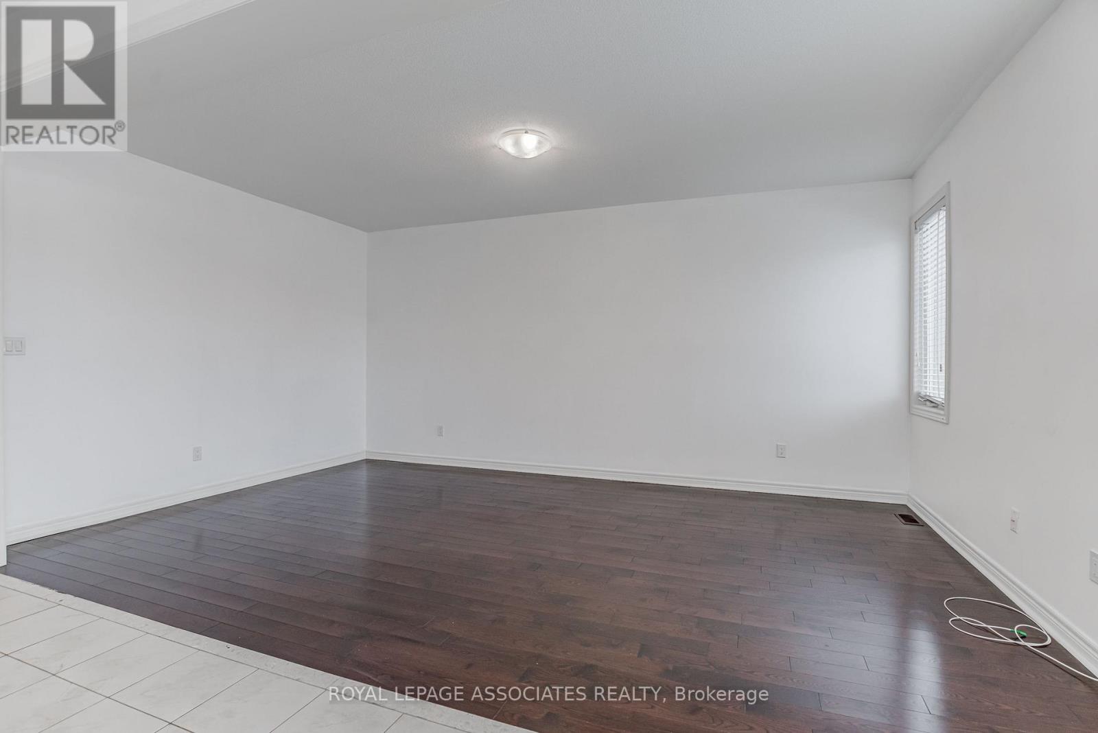 25 Gallagher Crescent, New Tecumseth, Ontario  L9R 0P3 - Photo 12 - N12793706