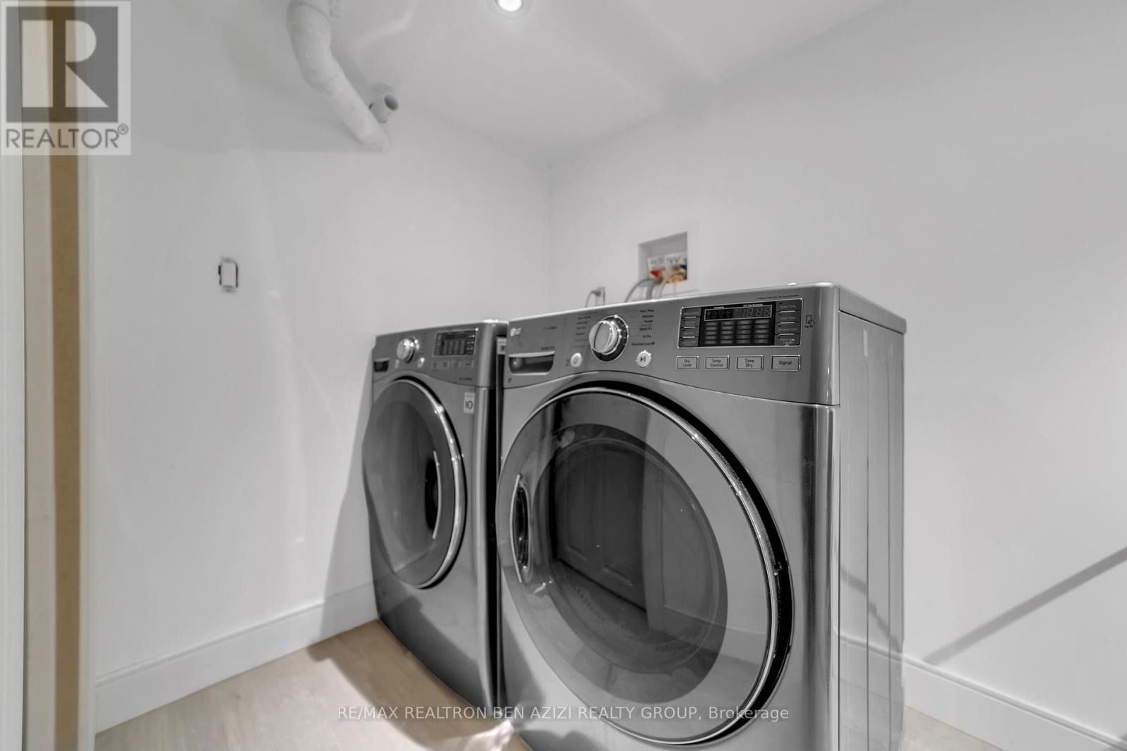 5 - 190 Harding Boulevard, Richmond Hill, Ontario  L4C 0J9 - Photo 37 - N12793752