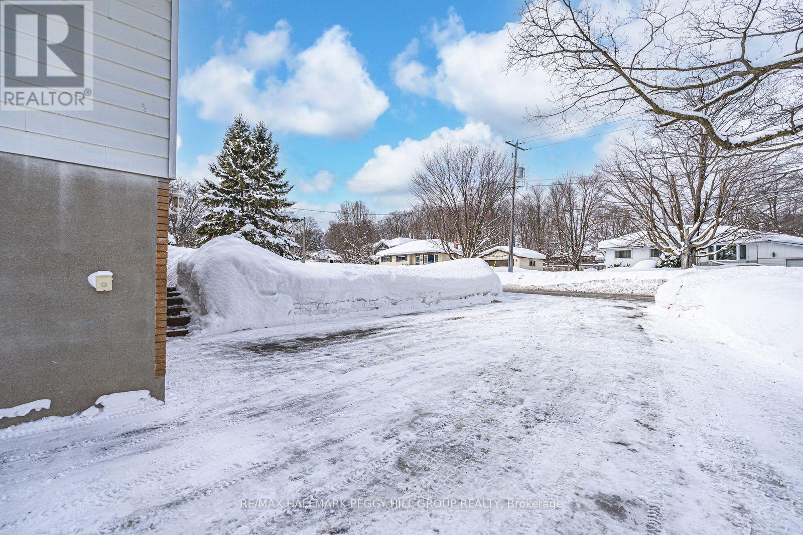 423 Mary Street, Orillia, Ontario  L3V 3G5 - Photo 18 - S12793528