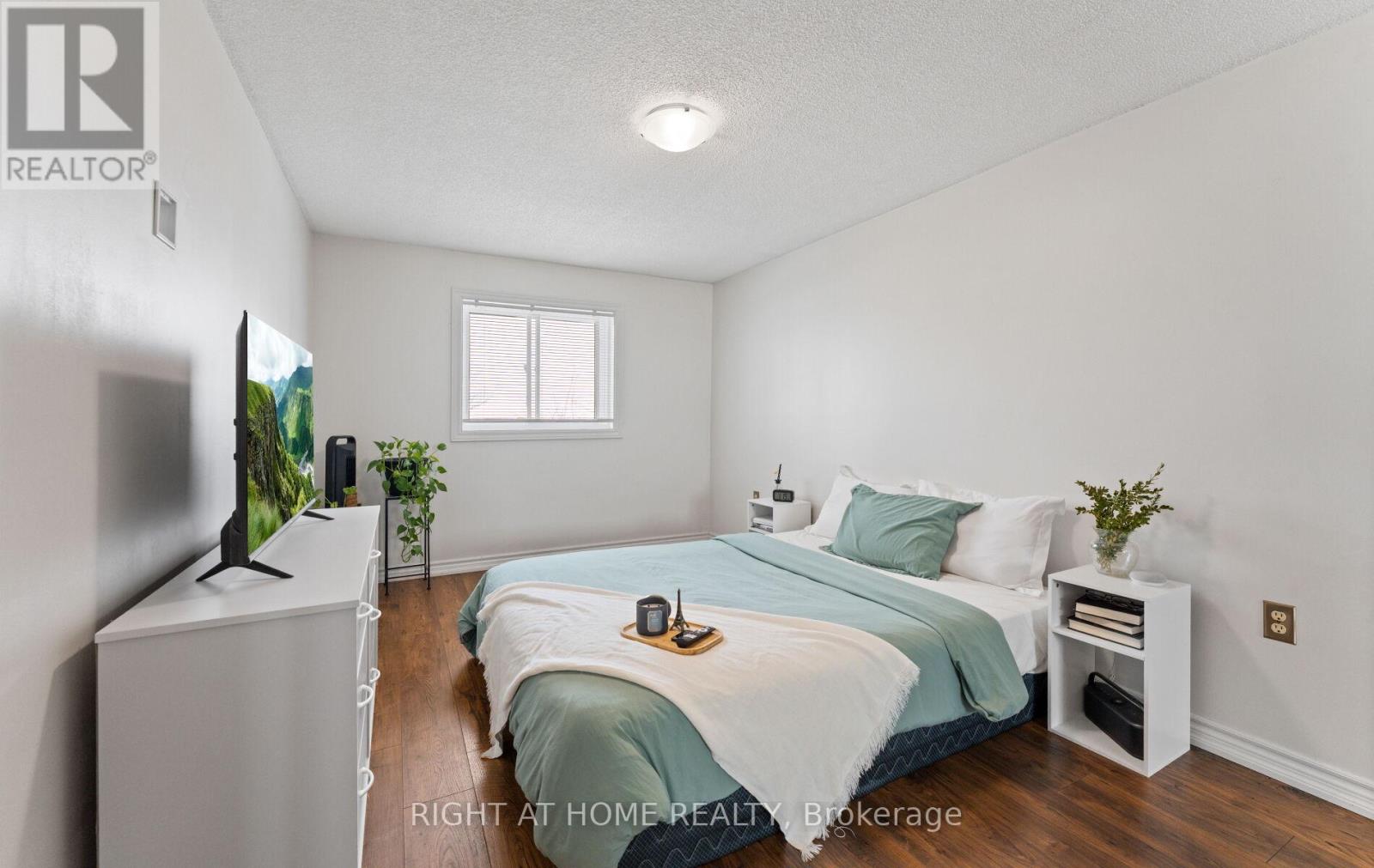 56 Ferguson Drive, Barrie (Northwest), Ontario  L4N 7B5 - Photo 9 - S12793538