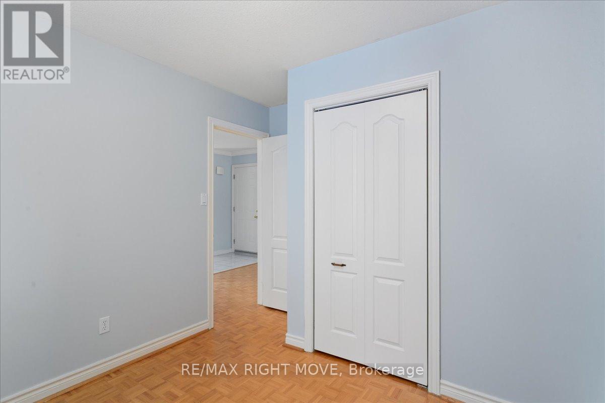 110 Livingstone Street W, Barrie, Ontario  L4N 7J4 - Photo 19 - S12793572