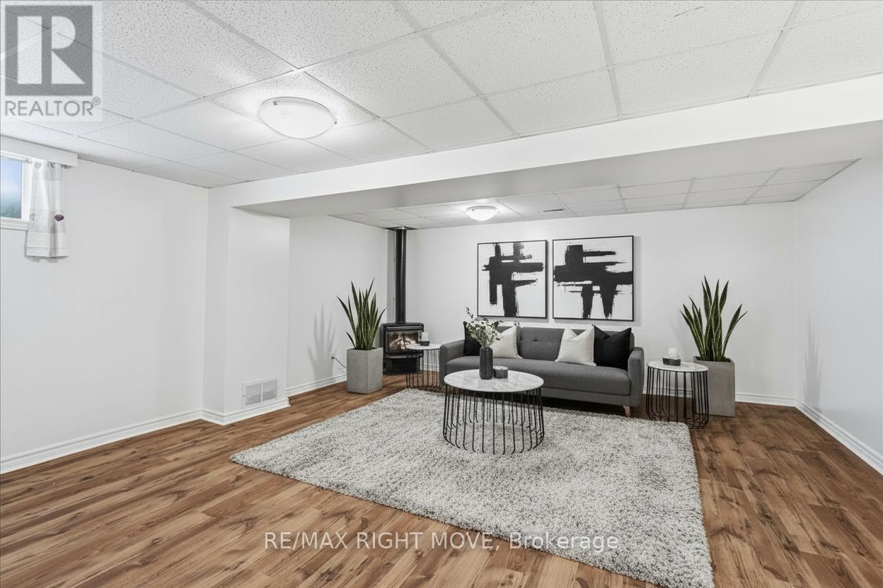 110 Livingstone Street W, Barrie, Ontario  L4N 7J4 - Photo 32 - S12793572