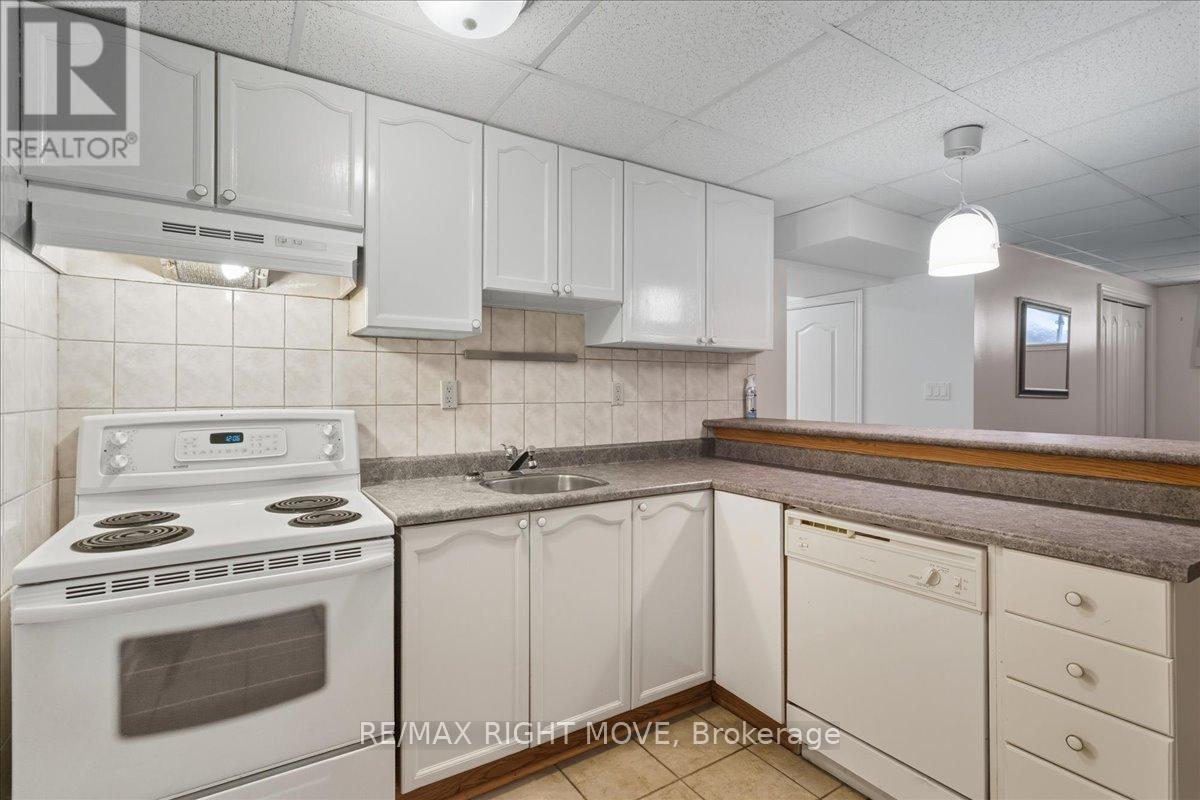 110 Livingstone Street W, Barrie, Ontario  L4N 7J4 - Photo 36 - S12793572