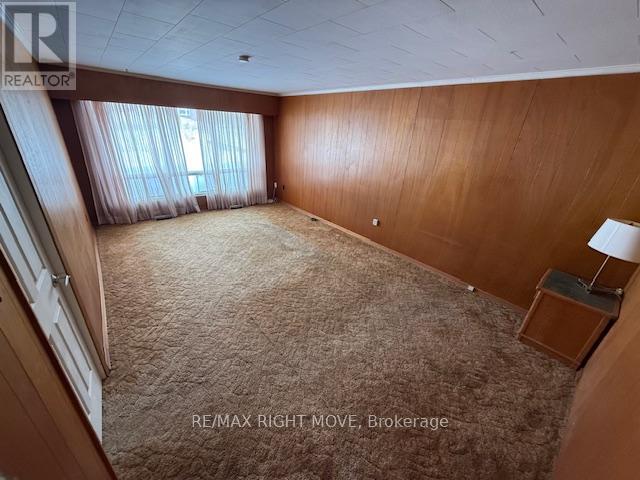 377 Barrie Road, Orillia, Ontario  L3V 2S1 - Photo 2 - S12793682