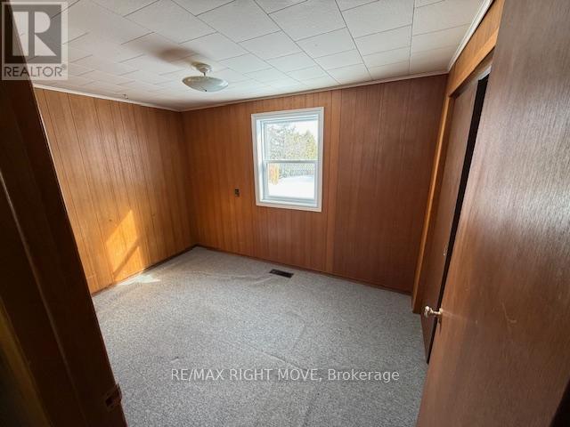 377 Barrie Road, Orillia, Ontario  L3V 2S1 - Photo 3 - S12793682