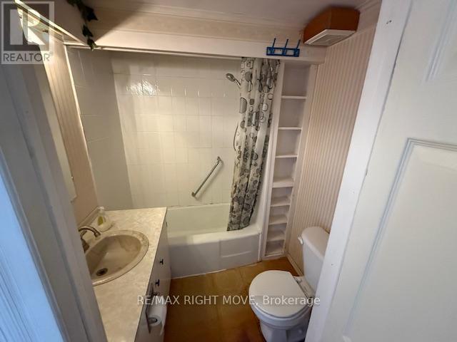 377 Barrie Road, Orillia, Ontario  L3V 2S1 - Photo 5 - S12793682