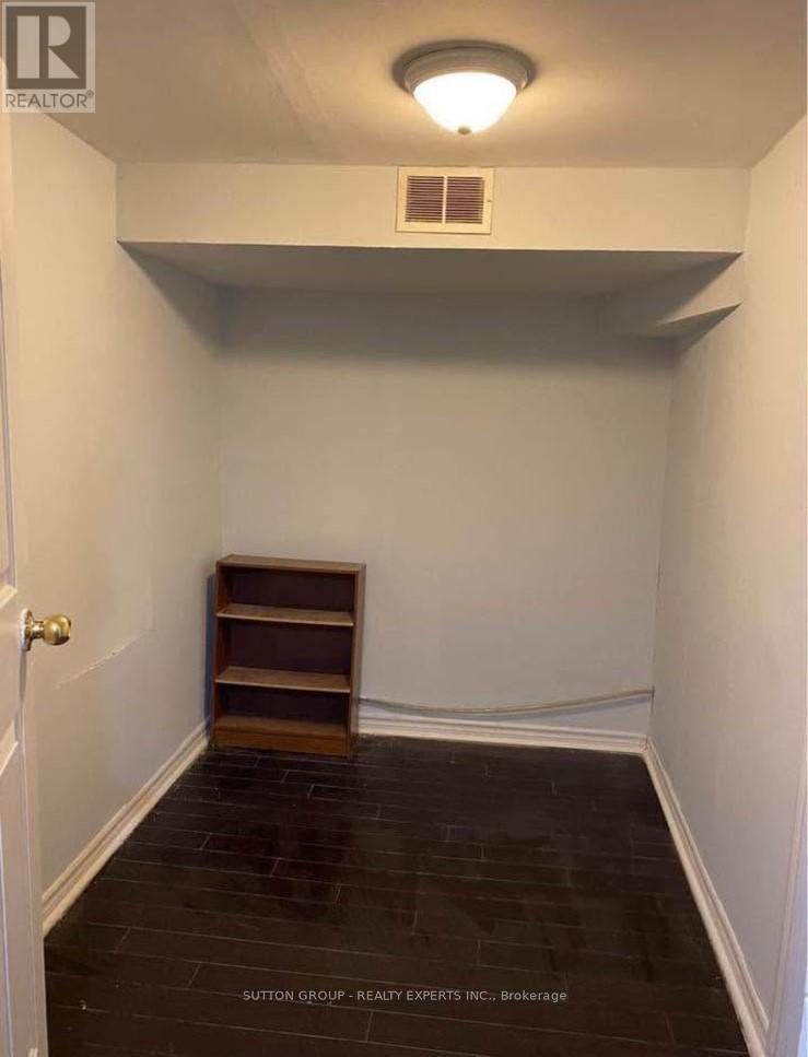 Basement - 2644 Lundene Road, Mississauga, Ontario  L5J 1P8 - Photo 12 - W12793346