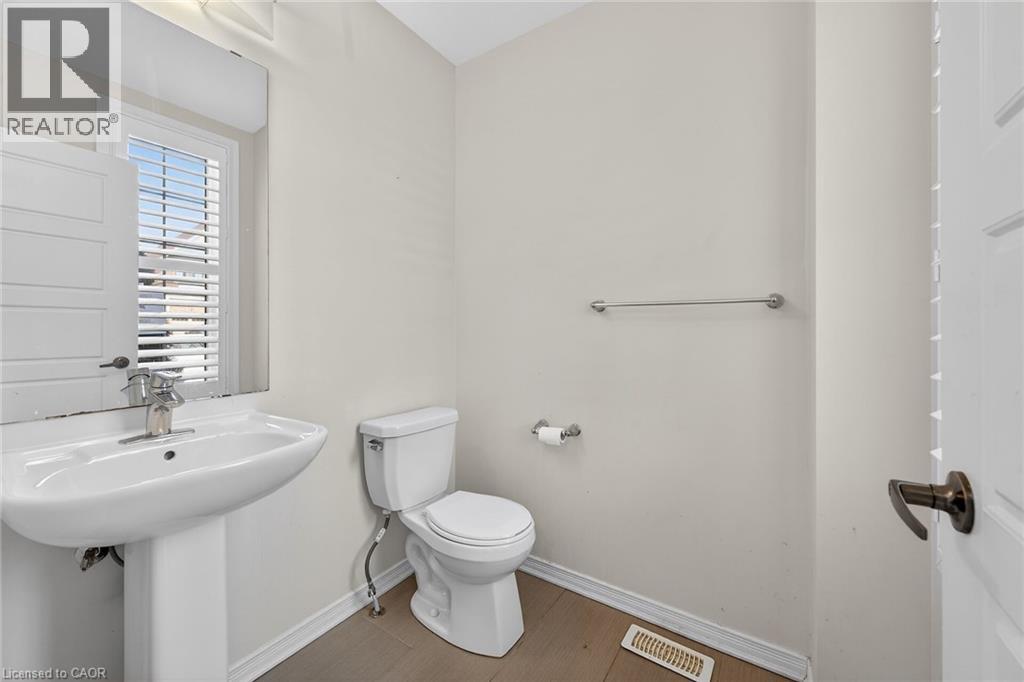 17 Larry Crescent, Caledonia, Ontario  N3W 0B2 - Photo 5 - 40805586