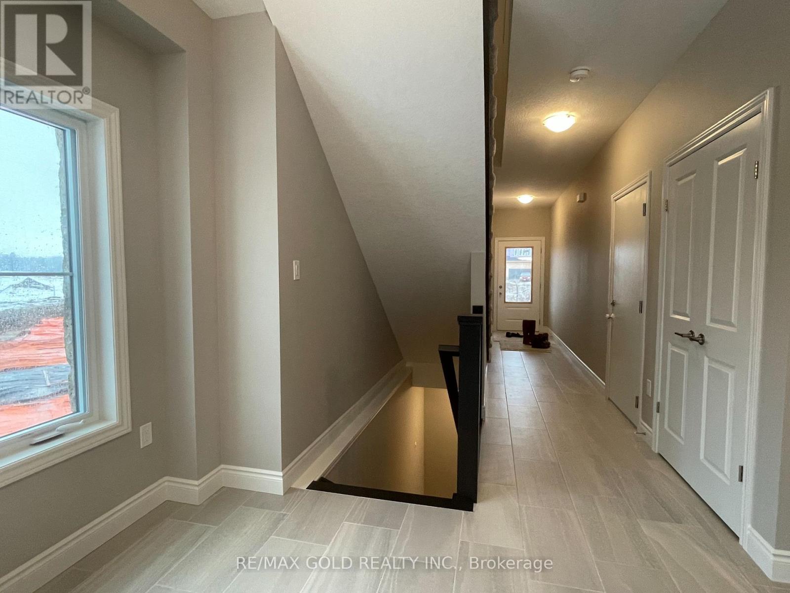 37 Hedley Lane, Centre Wellington, Ontario  N0B 1S0 - Photo 6 - X12788592