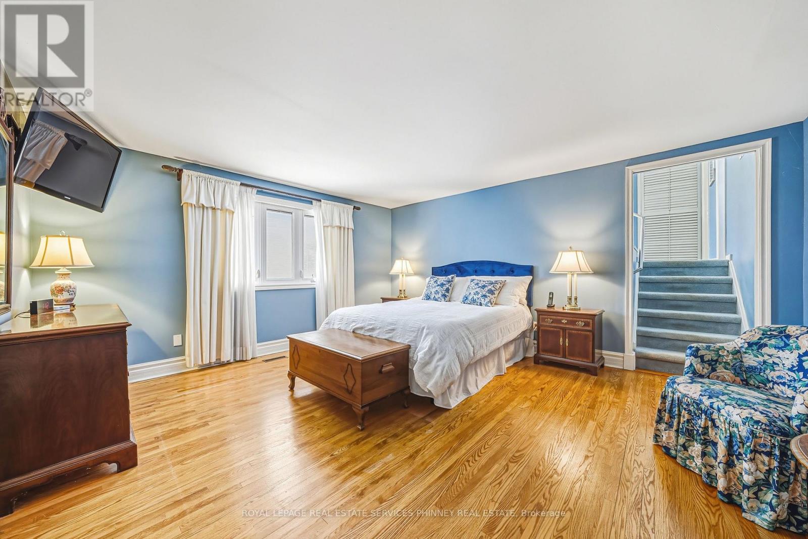 176 Charnwood Drive, Oakville, Ontario  L6J 5H1 - Photo 19 - W12793464