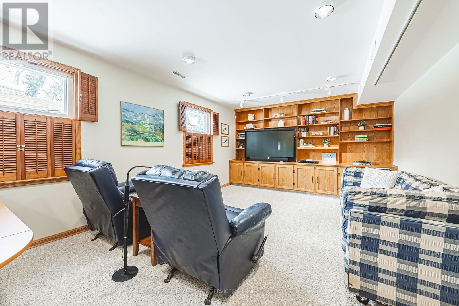 176 Charnwood Drive, Oakville, Ontario  L6J 5H1 - Photo 32 - W12793464