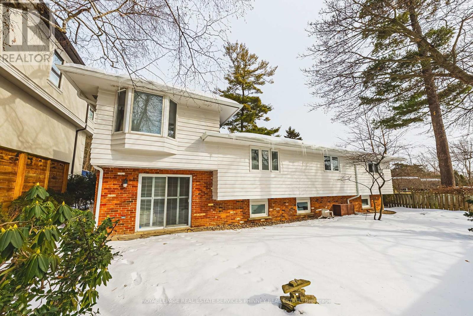 176 Charnwood Drive, Oakville, Ontario  L6J 5H1 - Photo 41 - W12793464