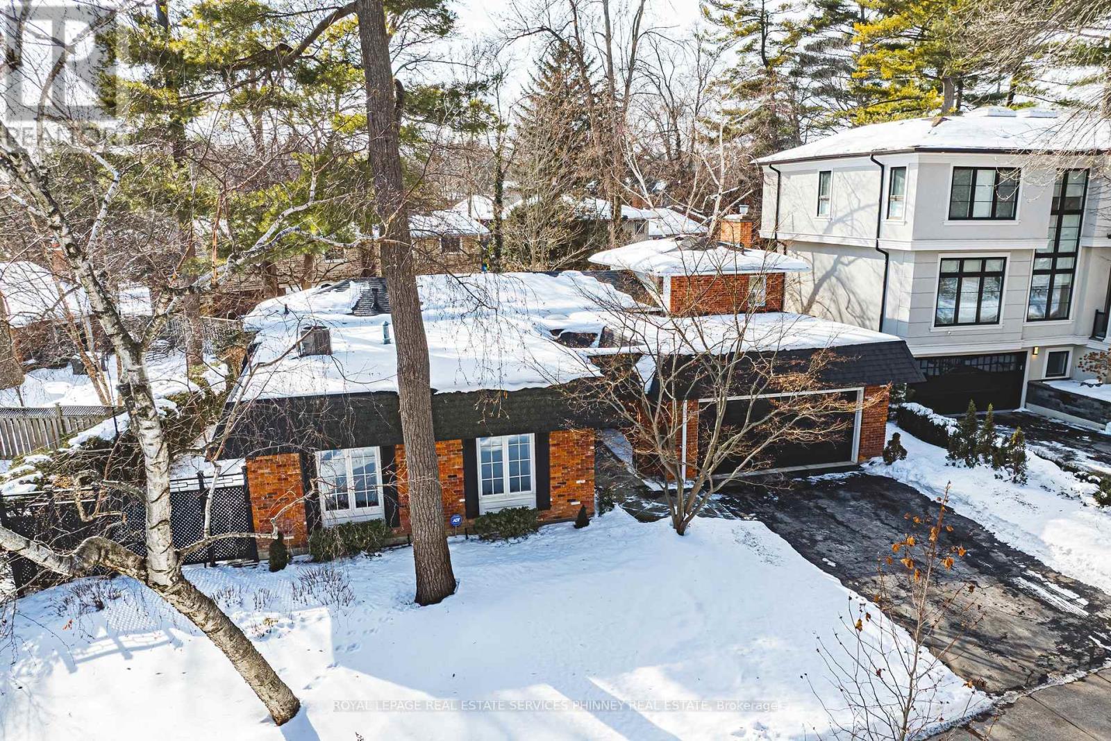 176 Charnwood Drive, Oakville, Ontario  L6J 5H1 - Photo 44 - W12793464