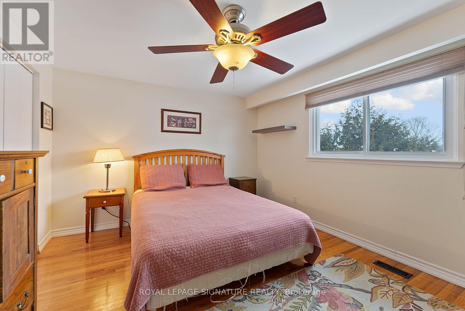 11 Golf View Drive, Brampton, Ontario  L6W 1A4 - Photo 18 - W12793494