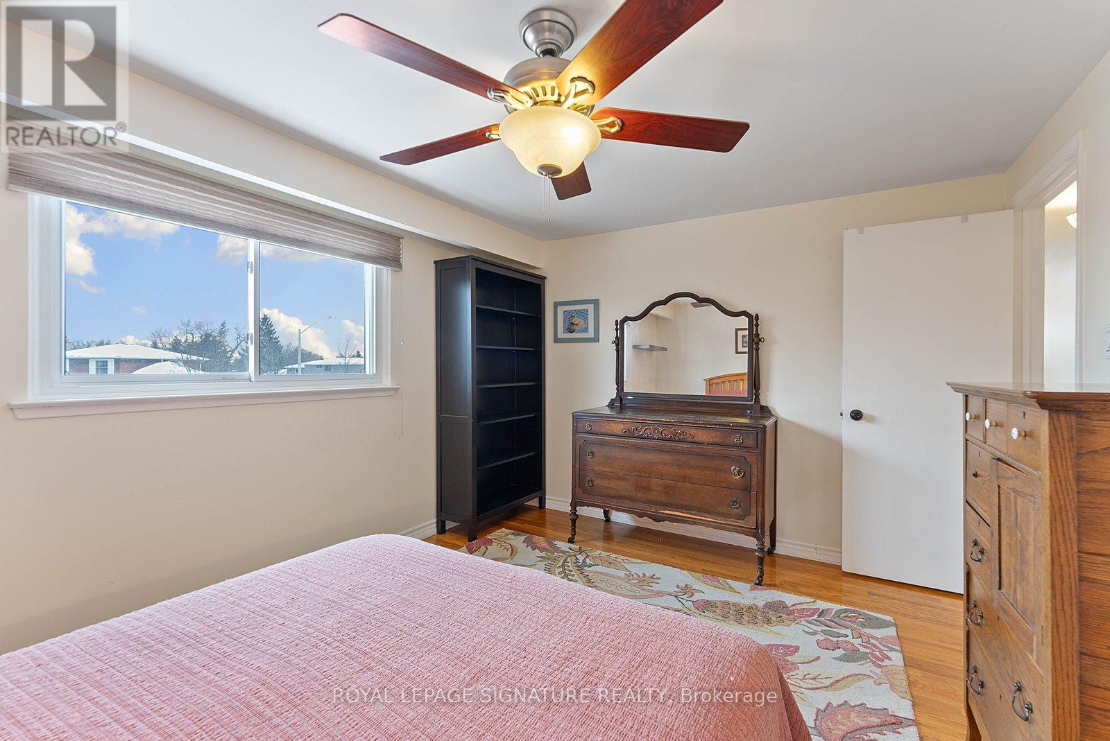 11 Golf View Drive, Brampton, Ontario  L6W 1A4 - Photo 21 - W12793494