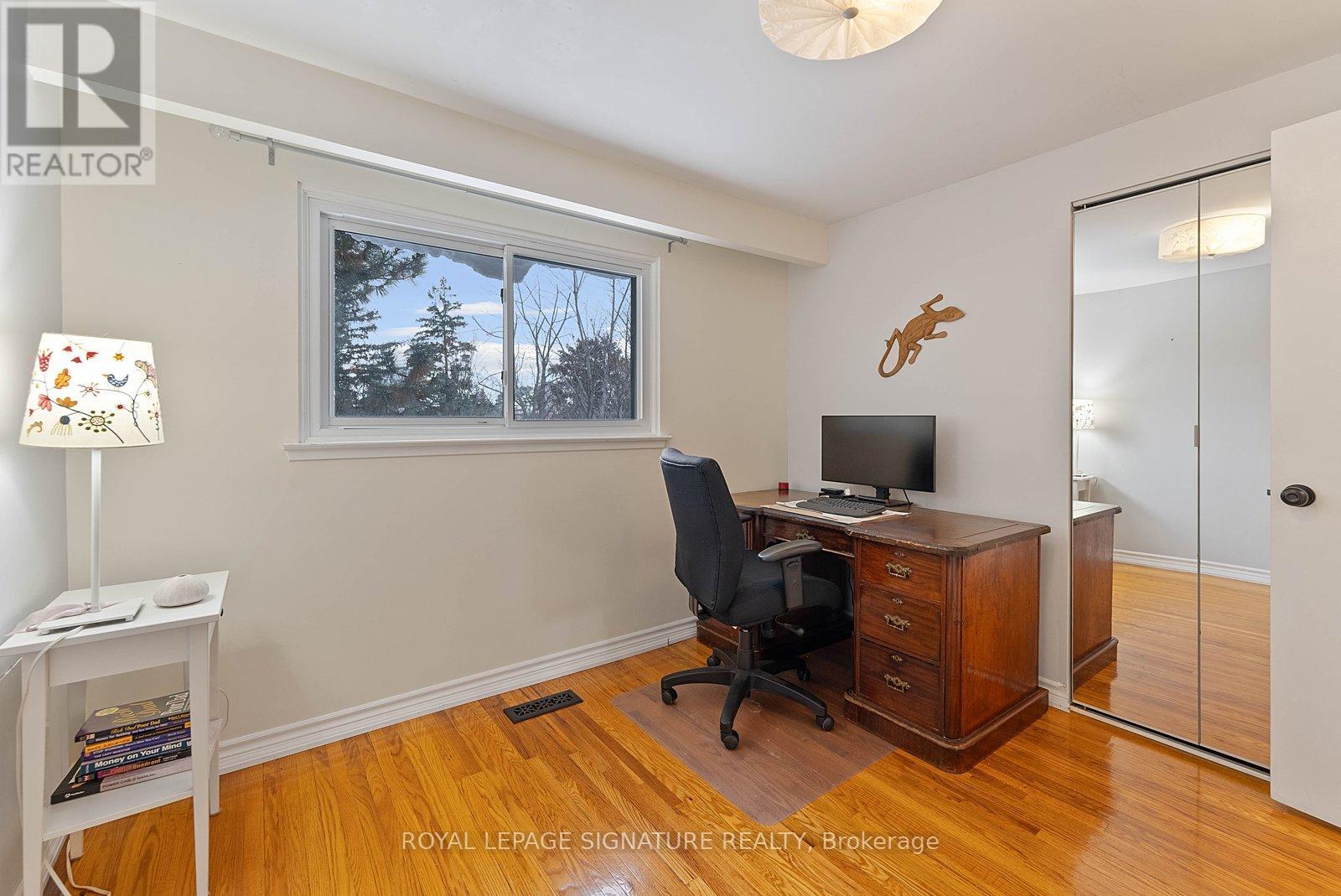 11 Golf View Drive, Brampton, Ontario  L6W 1A4 - Photo 25 - W12793494