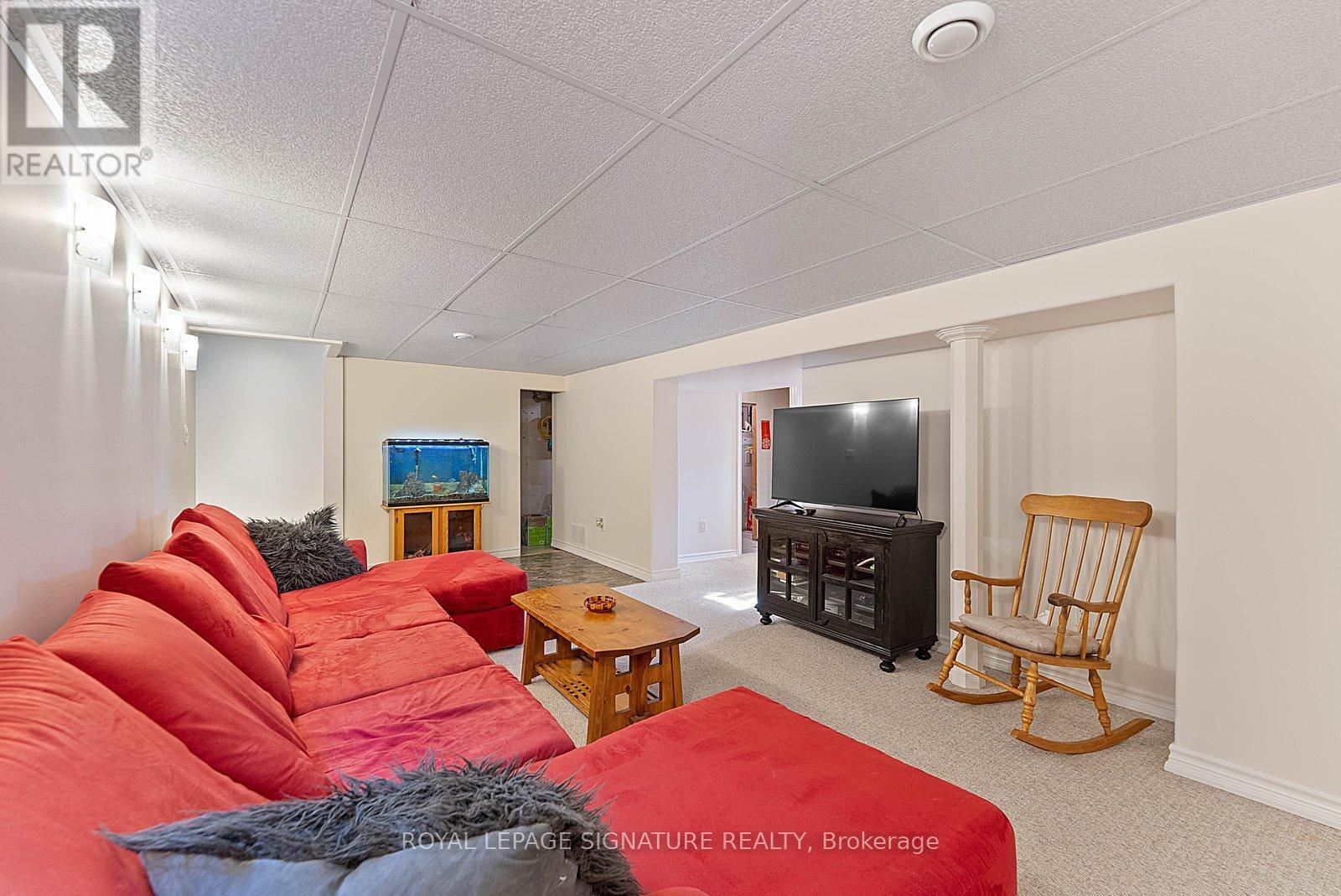 11 Golf View Drive, Brampton, Ontario  L6W 1A4 - Photo 32 - W12793494