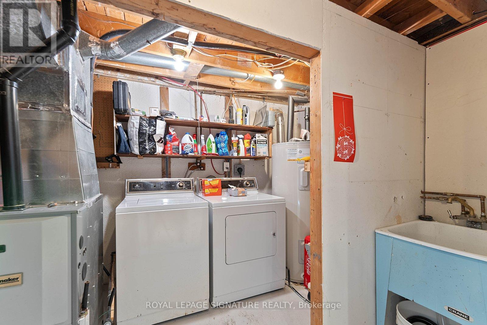 11 Golf View Drive, Brampton, Ontario  L6W 1A4 - Photo 35 - W12793494