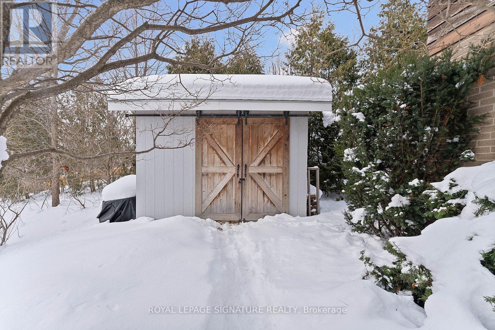 11 Golf View Drive, Brampton, Ontario  L6W 1A4 - Photo 41 - W12793494