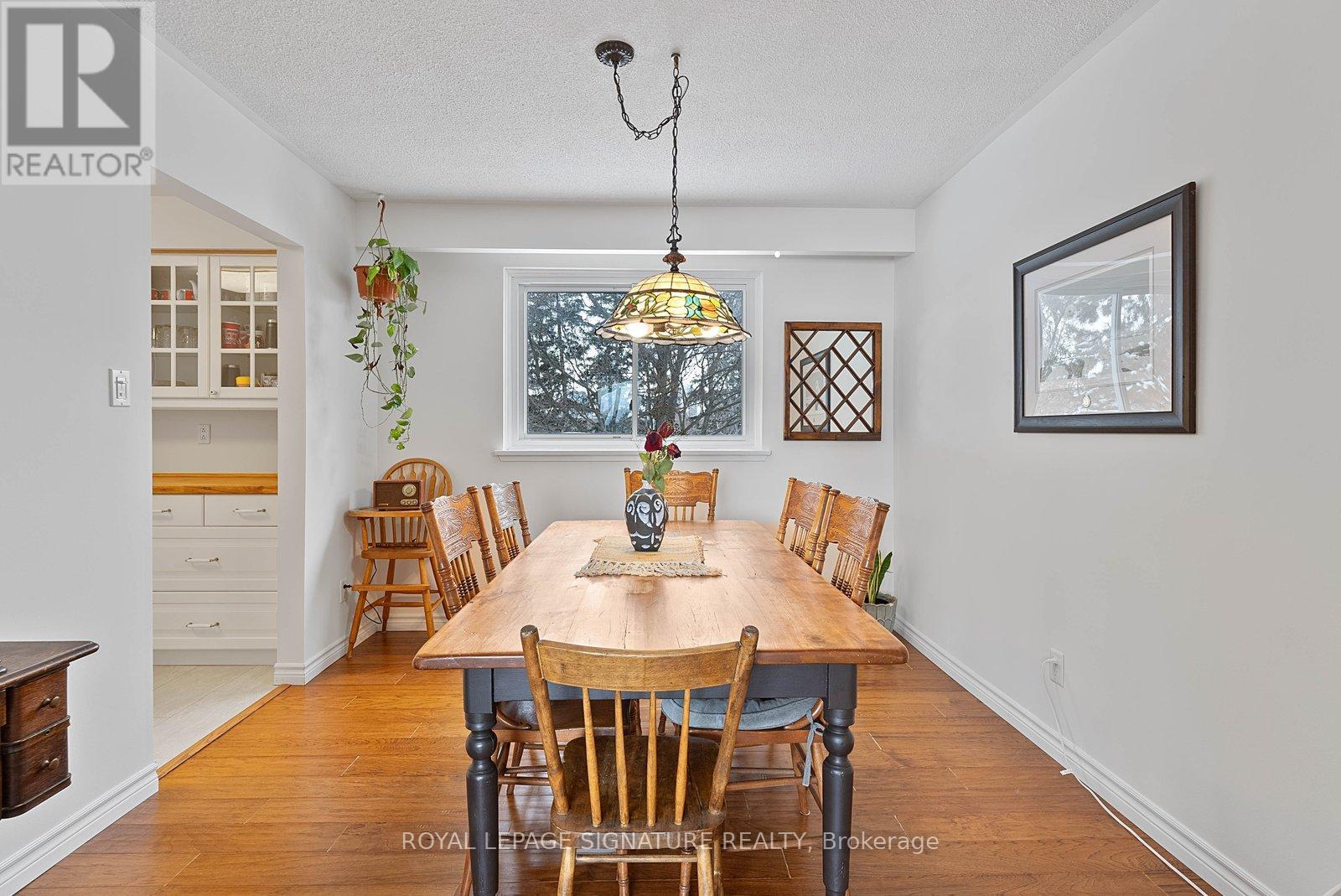 11 Golf View Drive, Brampton, Ontario  L6W 1A4 - Photo 9 - W12793494