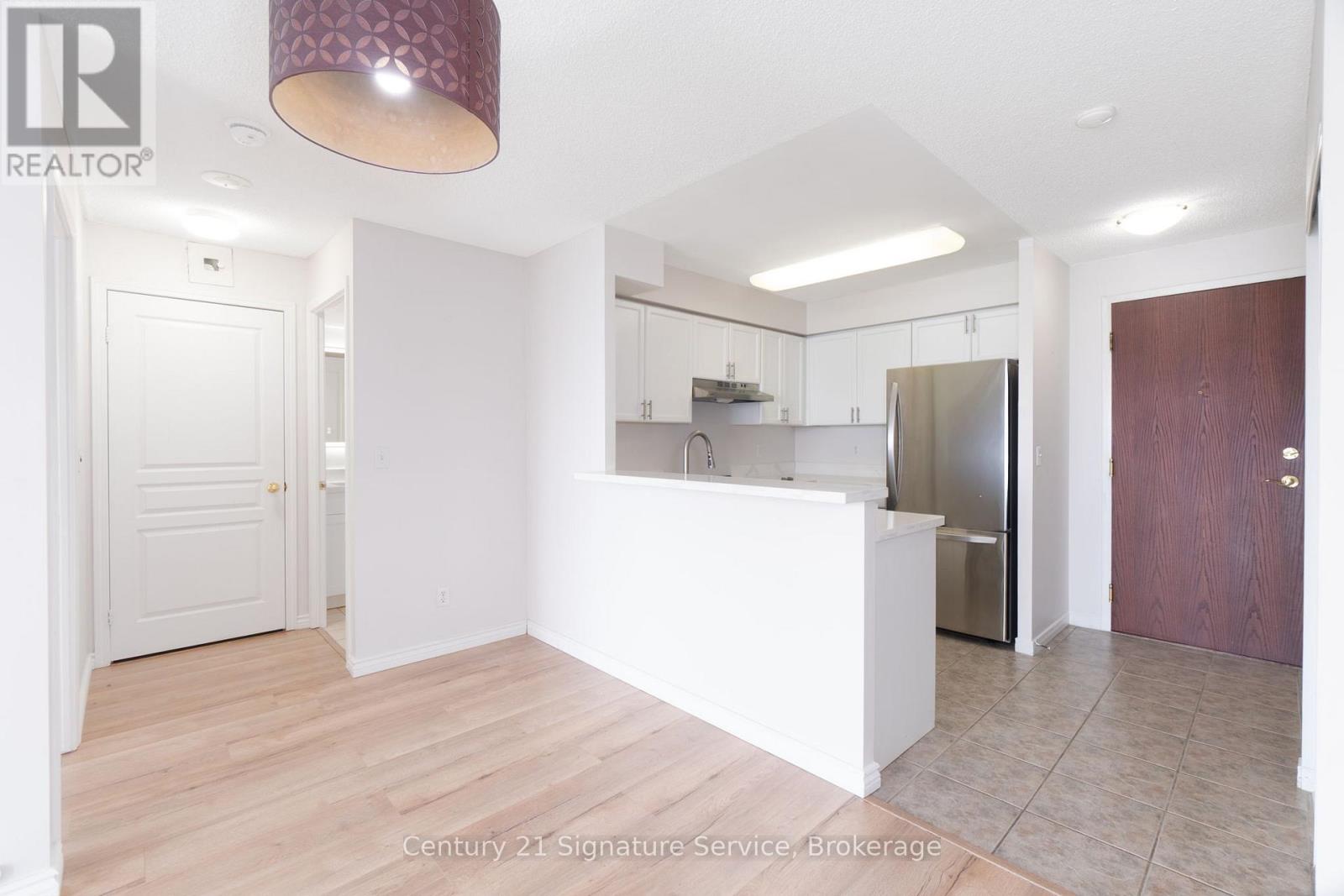 1111 - 2545 Erin Centre Boulevard, Mississauga (Central Erin Mills), Ontario  L5M 6Z9 - Photo 13 - W12793516