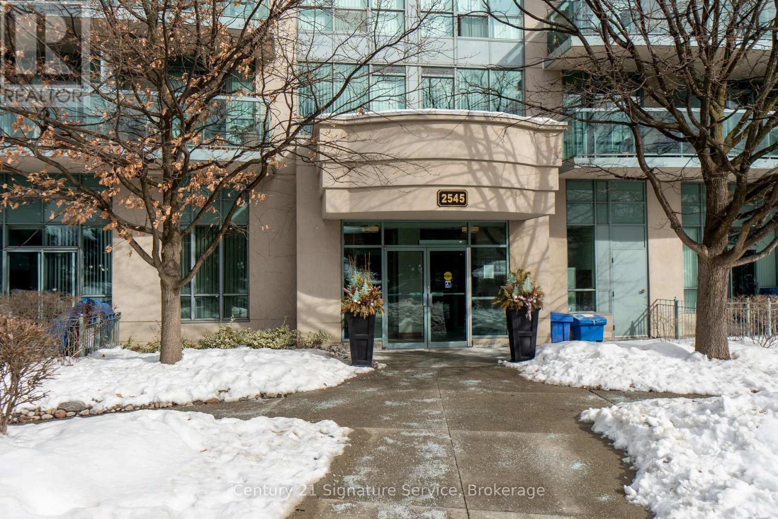 1111 - 2545 Erin Centre Boulevard, Mississauga (Central Erin Mills), Ontario  L5M 6Z9 - Photo 2 - W12793516