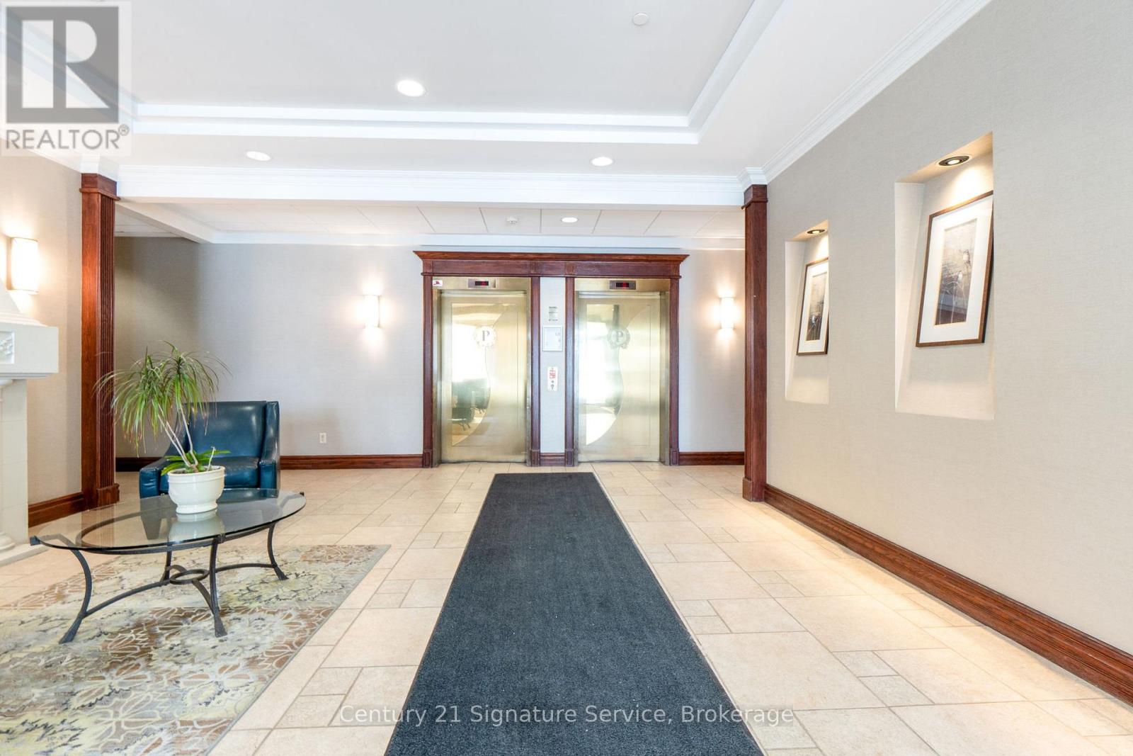 1111 - 2545 Erin Centre Boulevard, Mississauga (Central Erin Mills), Ontario  L5M 6Z9 - Photo 6 - W12793516