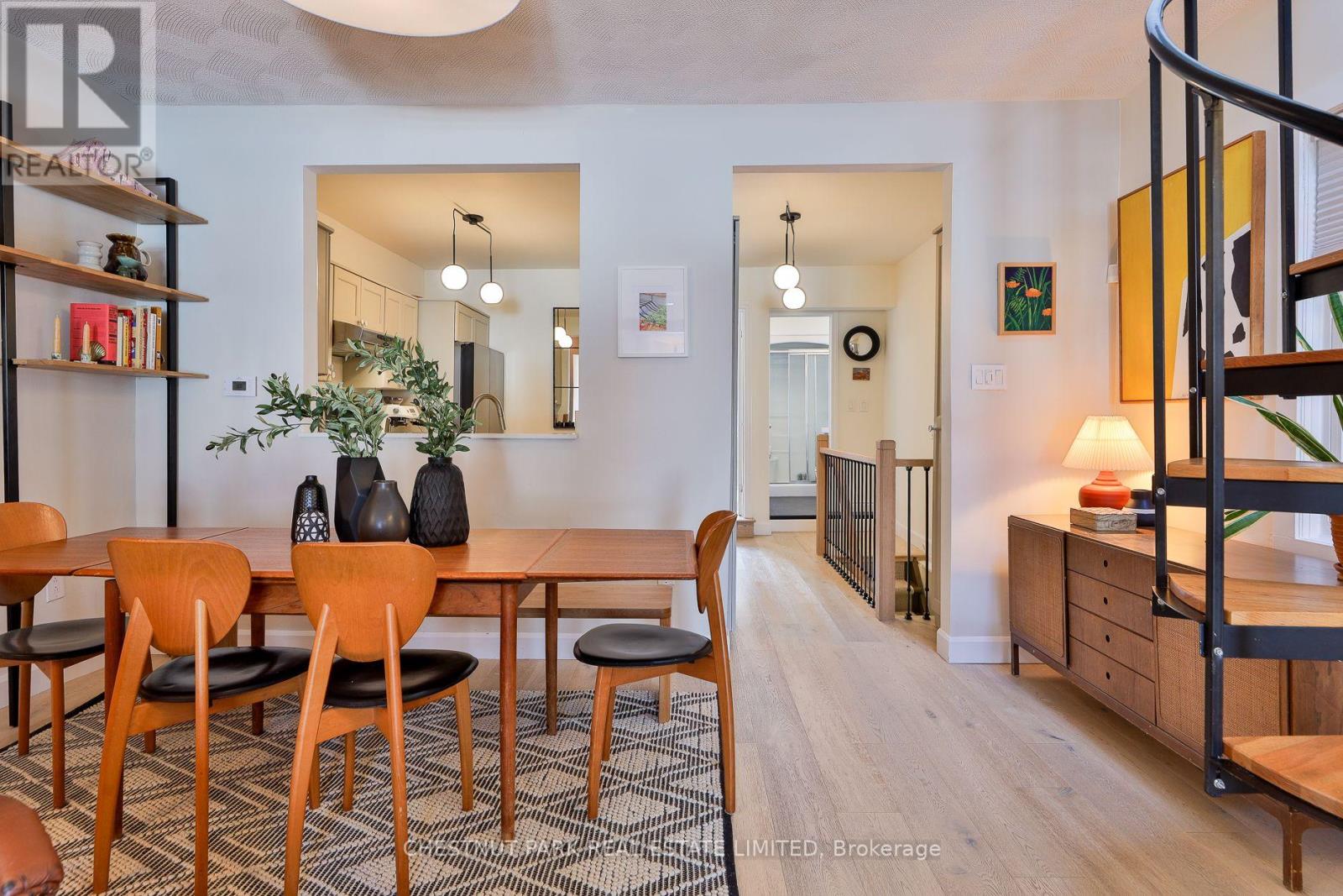 72 Watson Avenue, Toronto, Ontario  M6S 4E1 - Photo 14 - W12793580