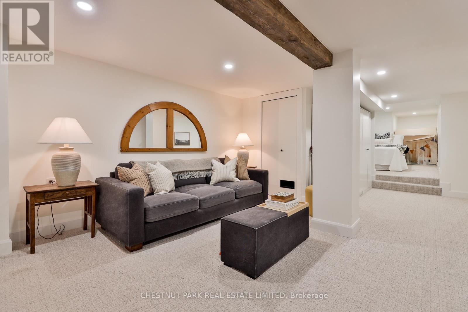 72 Watson Avenue, Toronto, Ontario  M6S 4E1 - Photo 36 - W12793580