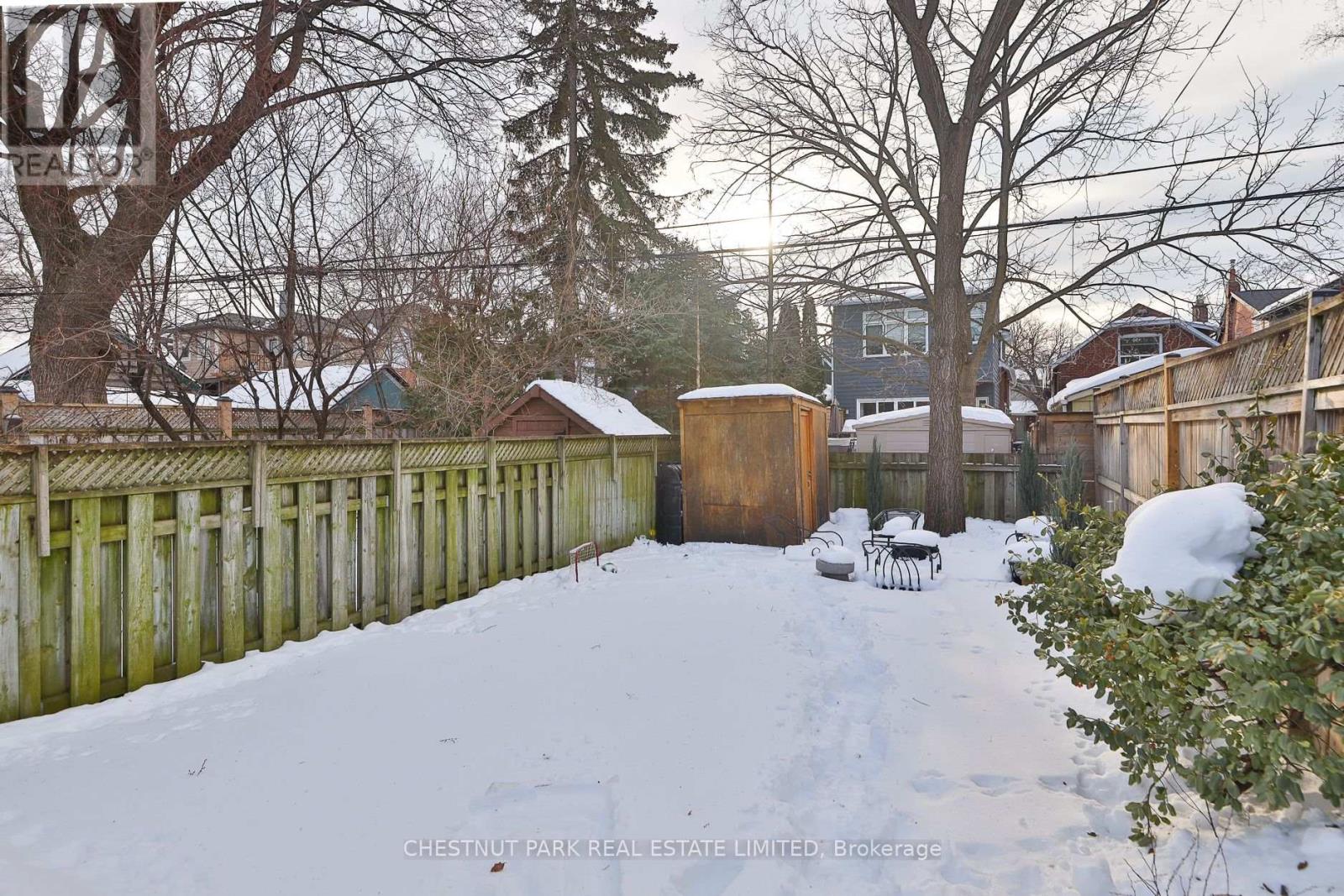 72 Watson Avenue, Toronto, Ontario  M6S 4E1 - Photo 37 - W12793580
