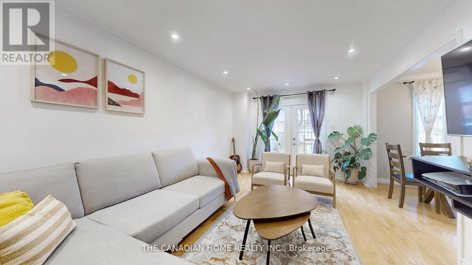 226 Ecclestone Drive, Brampton, Ontario  L6X 3P9 - Photo 5 - W12793586