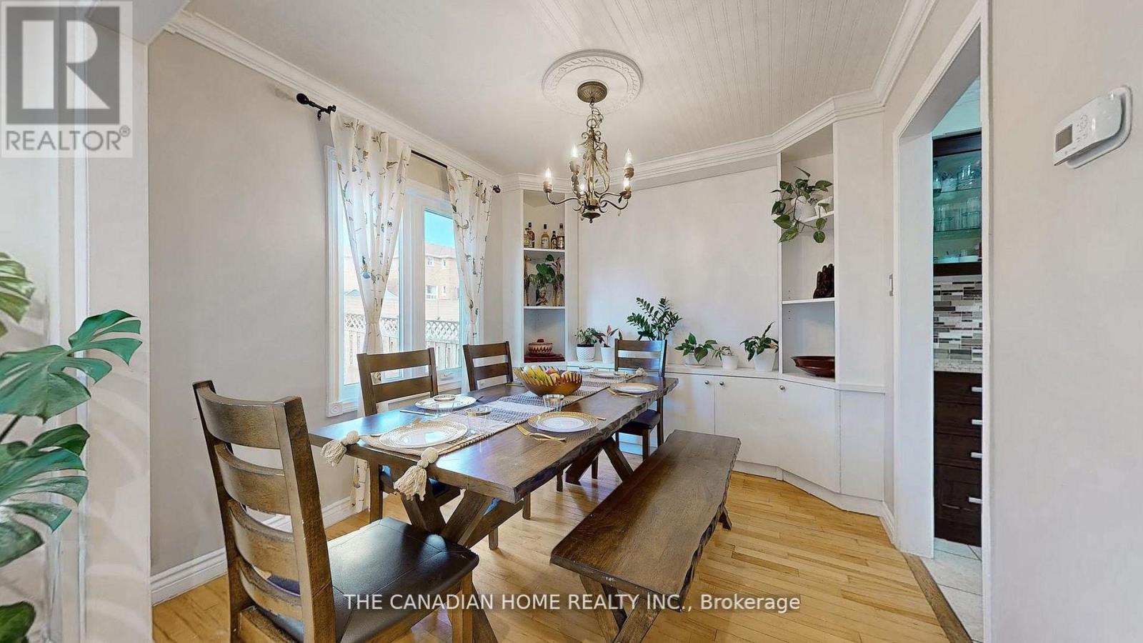 226 Ecclestone Drive, Brampton, Ontario  L6X 3P9 - Photo 9 - W12793586