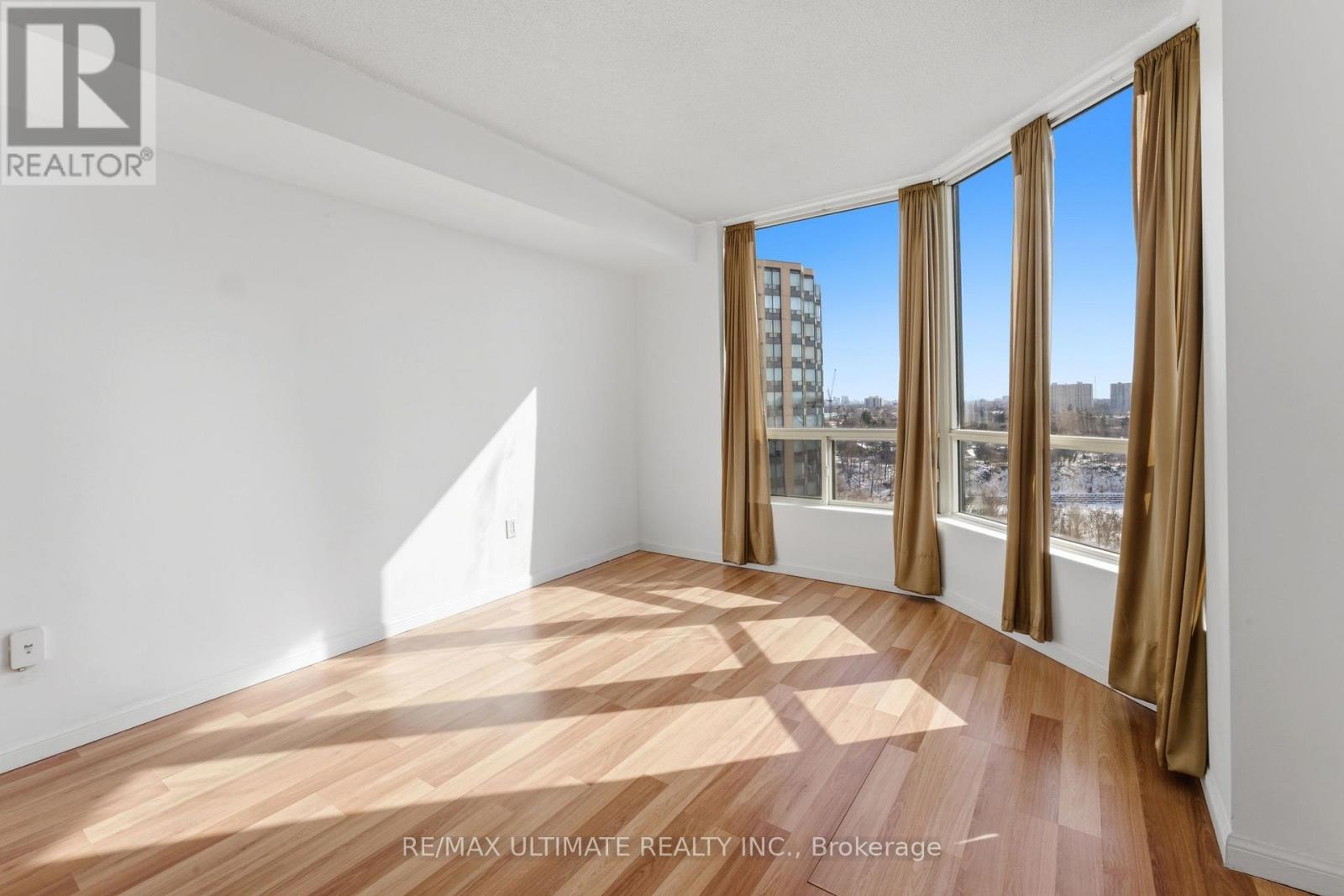 1502 - 3 Hickory Tree Road, Toronto, Ontario  M9N 3W5 - Photo 16 - W12793620