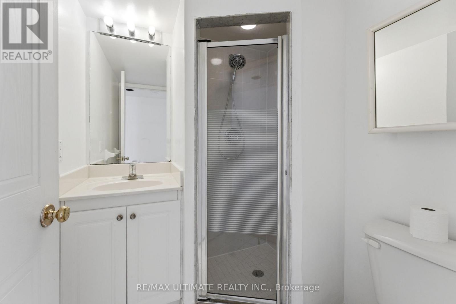 1502 - 3 Hickory Tree Road, Toronto, Ontario  M9N 3W5 - Photo 18 - W12793620