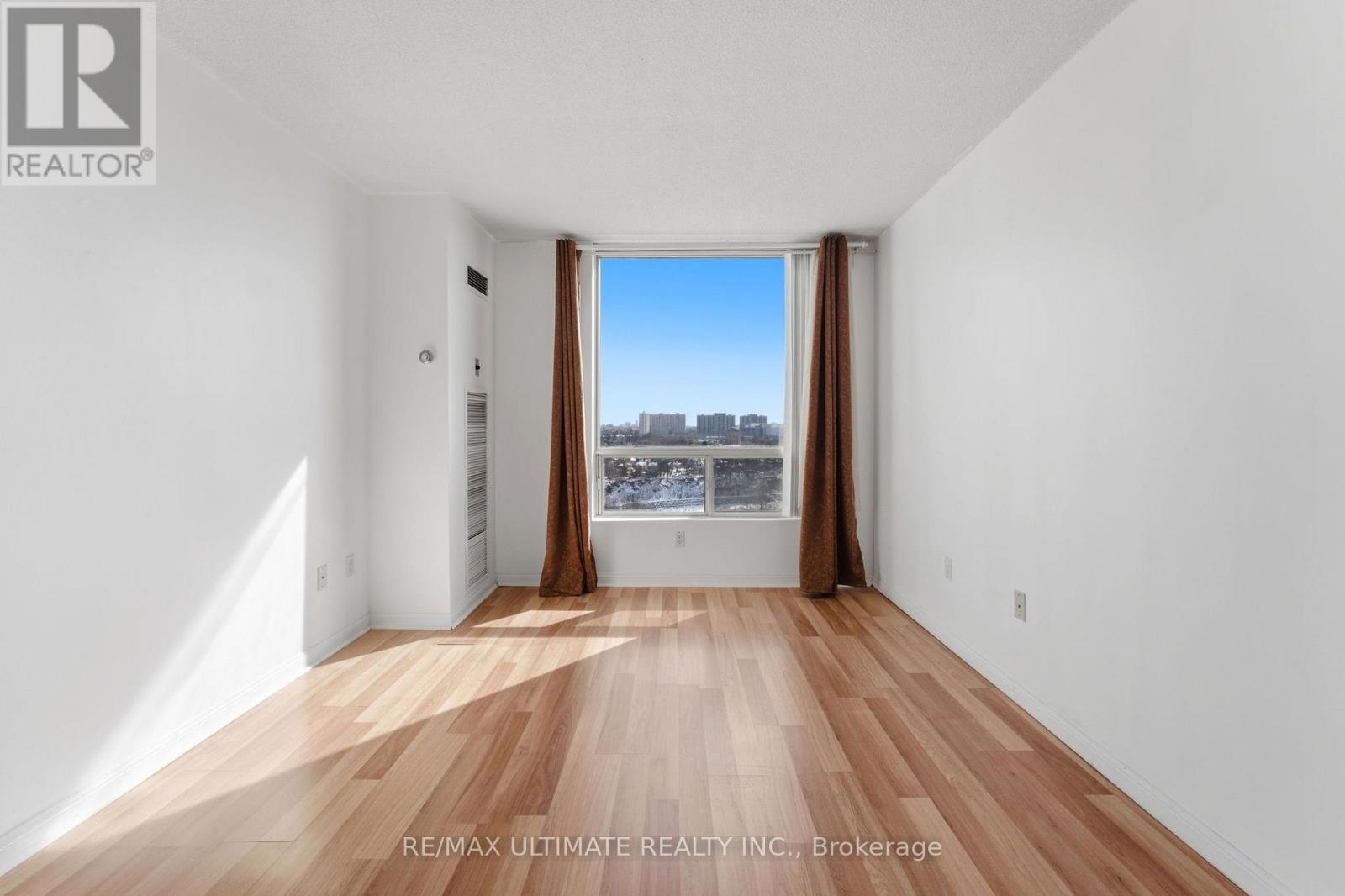 1502 - 3 Hickory Tree Road, Toronto, Ontario  M9N 3W5 - Photo 20 - W12793620