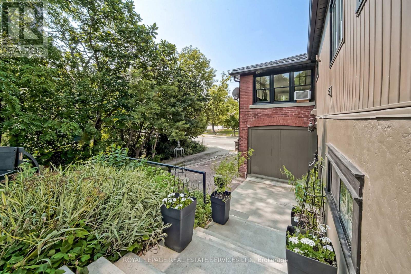 11 Main Street S, Milton, Ontario  L0P 1B0 - Photo 46 - W12793626