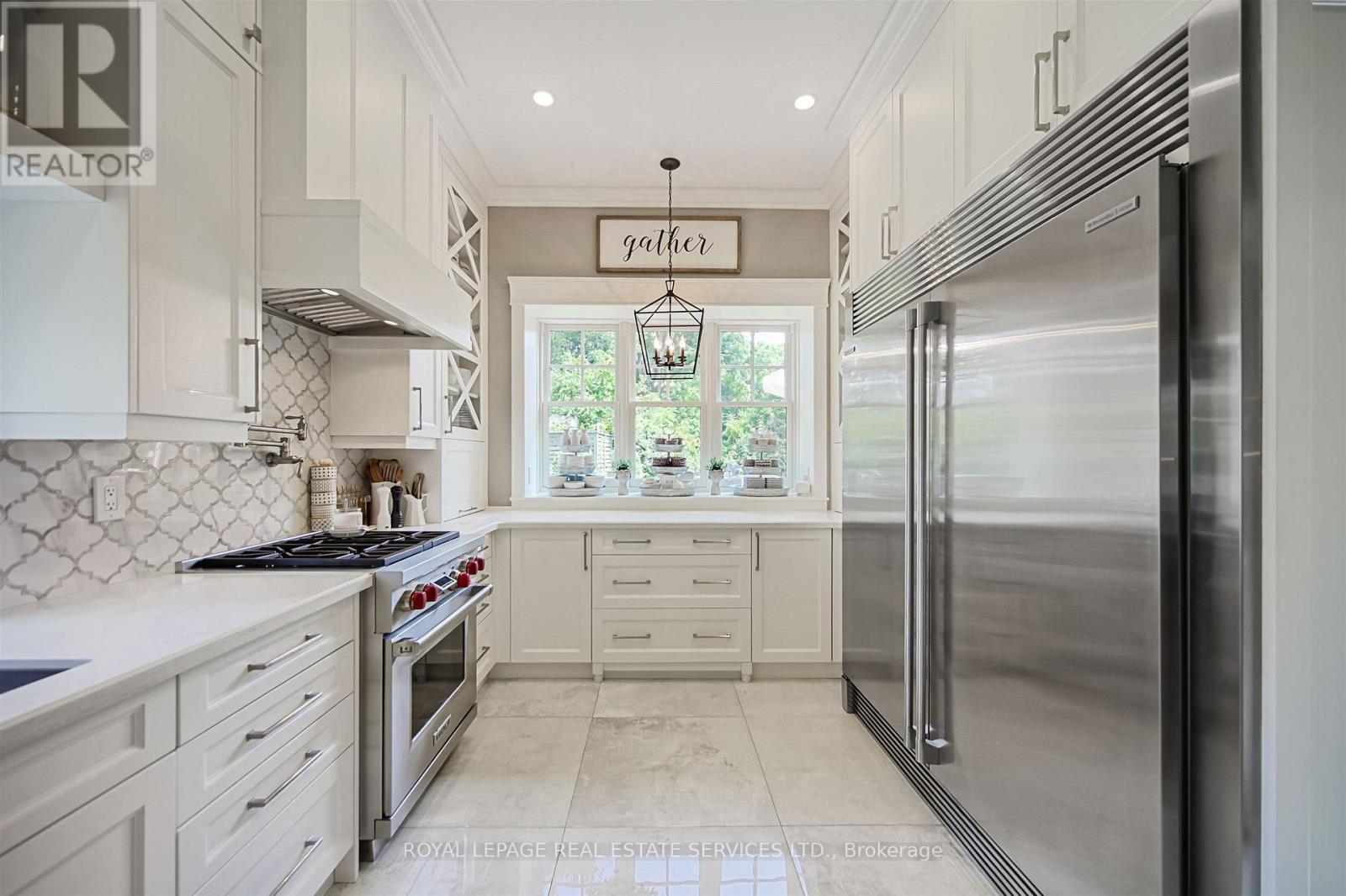 11 Main Street S, Milton, Ontario  L0P 1B0 - Photo 6 - W12793626