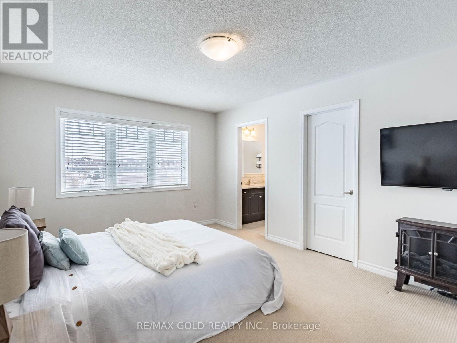 9 Polstar Road, Brampton, Ontario  L7A 4H1 - Photo 18 - W12793678