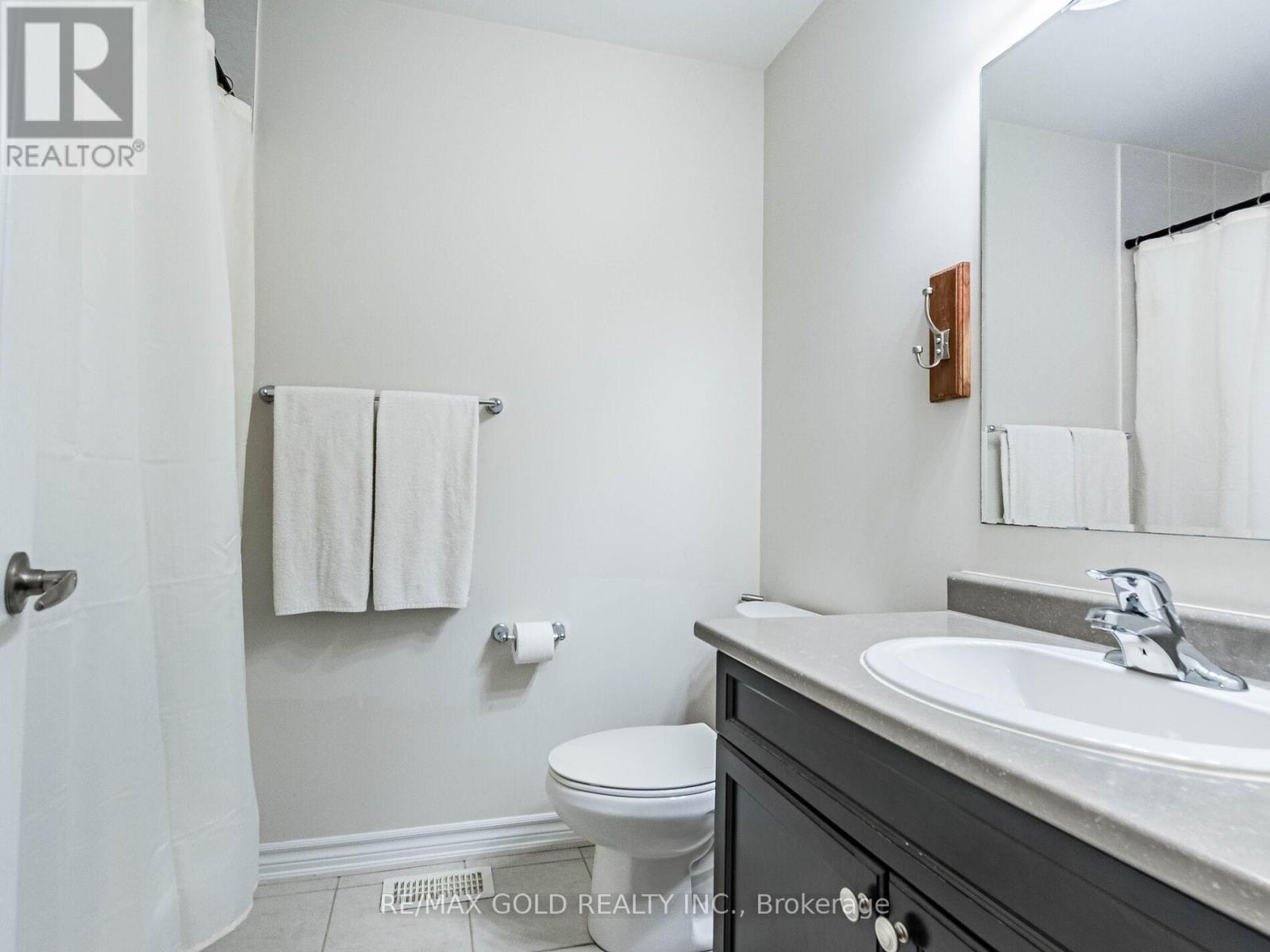 9 Polstar Road, Brampton, Ontario  L7A 4H1 - Photo 26 - W12793678