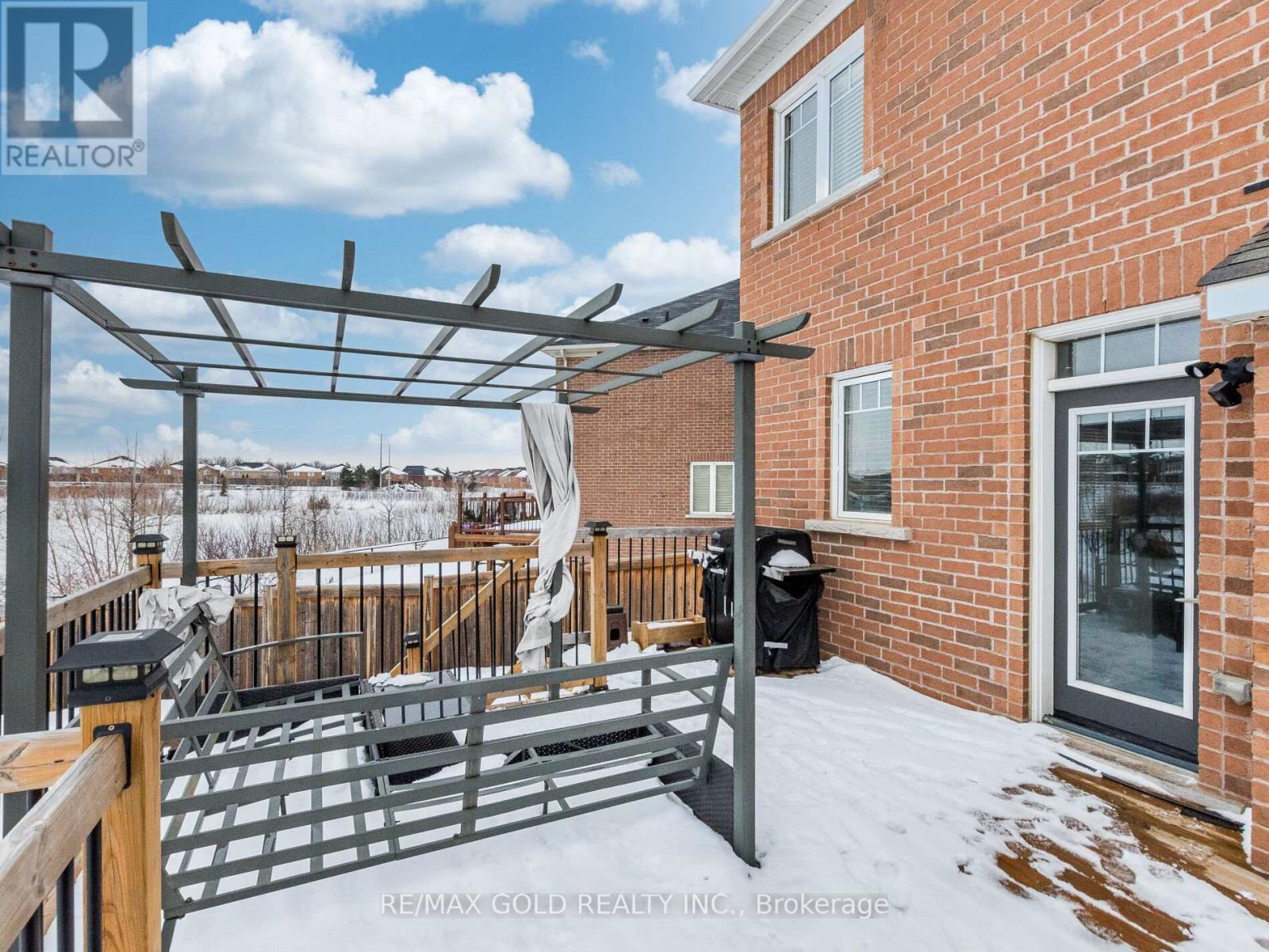 9 Polstar Road, Brampton, Ontario  L7A 4H1 - Photo 29 - W12793678