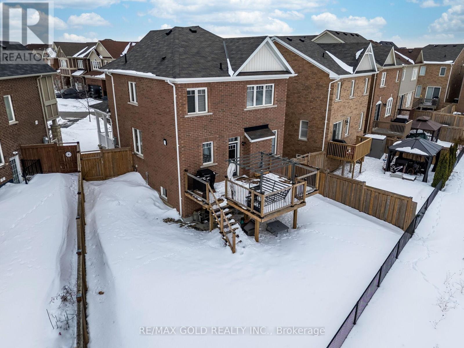 9 Polstar Road, Brampton, Ontario  L7A 4H1 - Photo 31 - W12793678