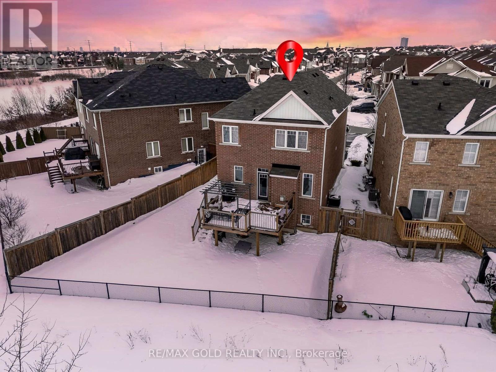 9 Polstar Road, Brampton, Ontario  L7A 4H1 - Photo 32 - W12793678