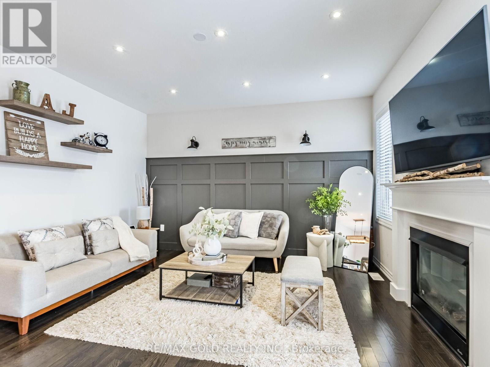 9 Polstar Road, Brampton, Ontario  L7A 4H1 - Photo 8 - W12793678