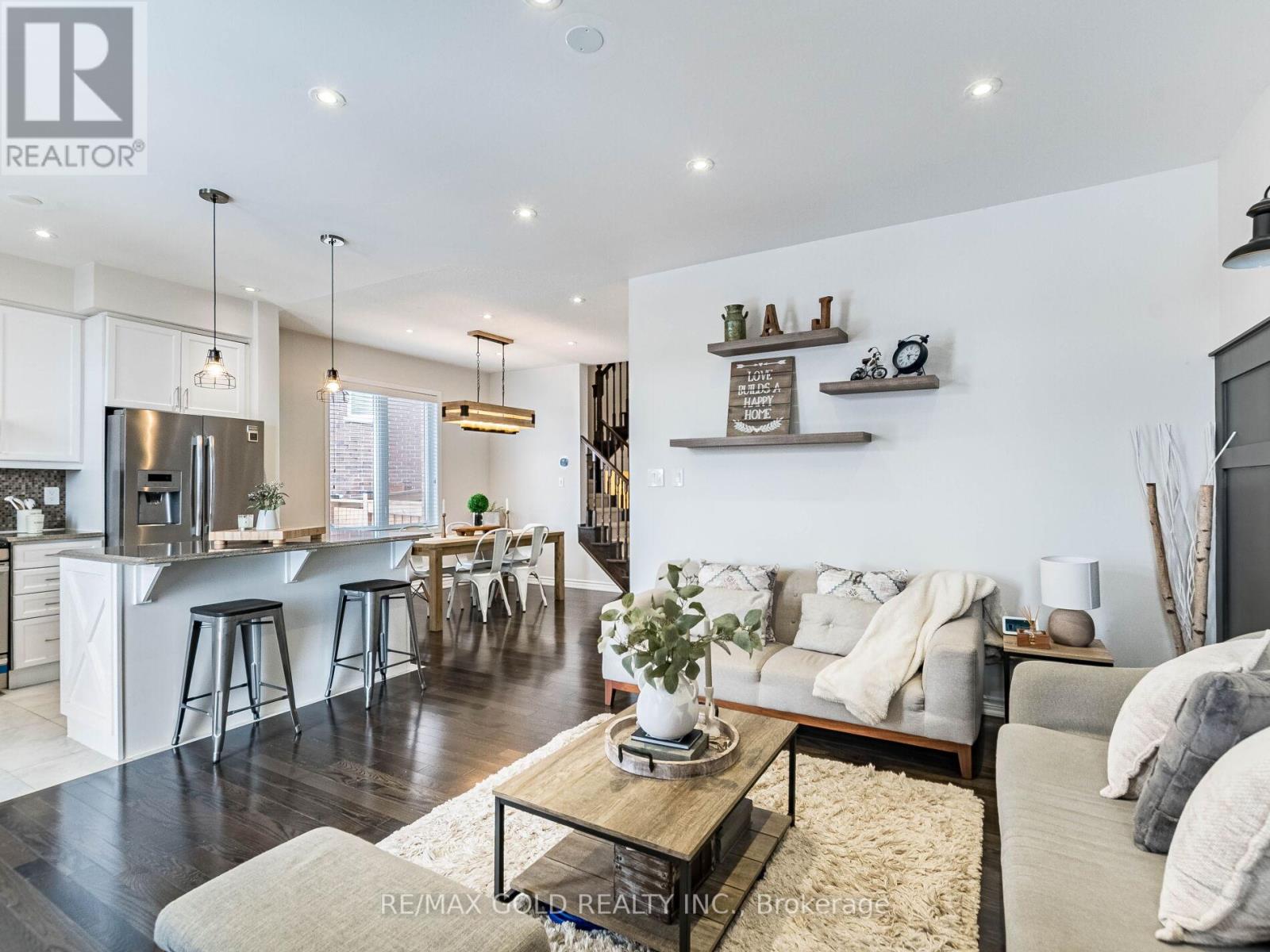 9 Polstar Road, Brampton, Ontario  L7A 4H1 - Photo 9 - W12793678