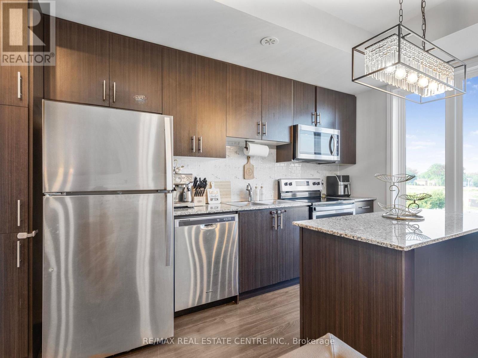 27 - 100 Long Branch Avenue, Toronto, Ontario  M8W 1N6 - Photo 13 - W12793684