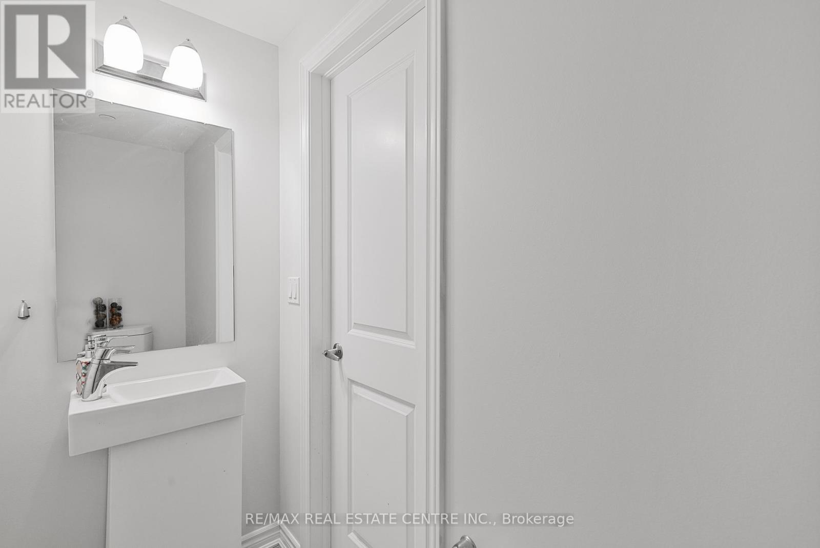 27 - 100 Long Branch Avenue, Toronto, Ontario  M8W 1N6 - Photo 15 - W12793684