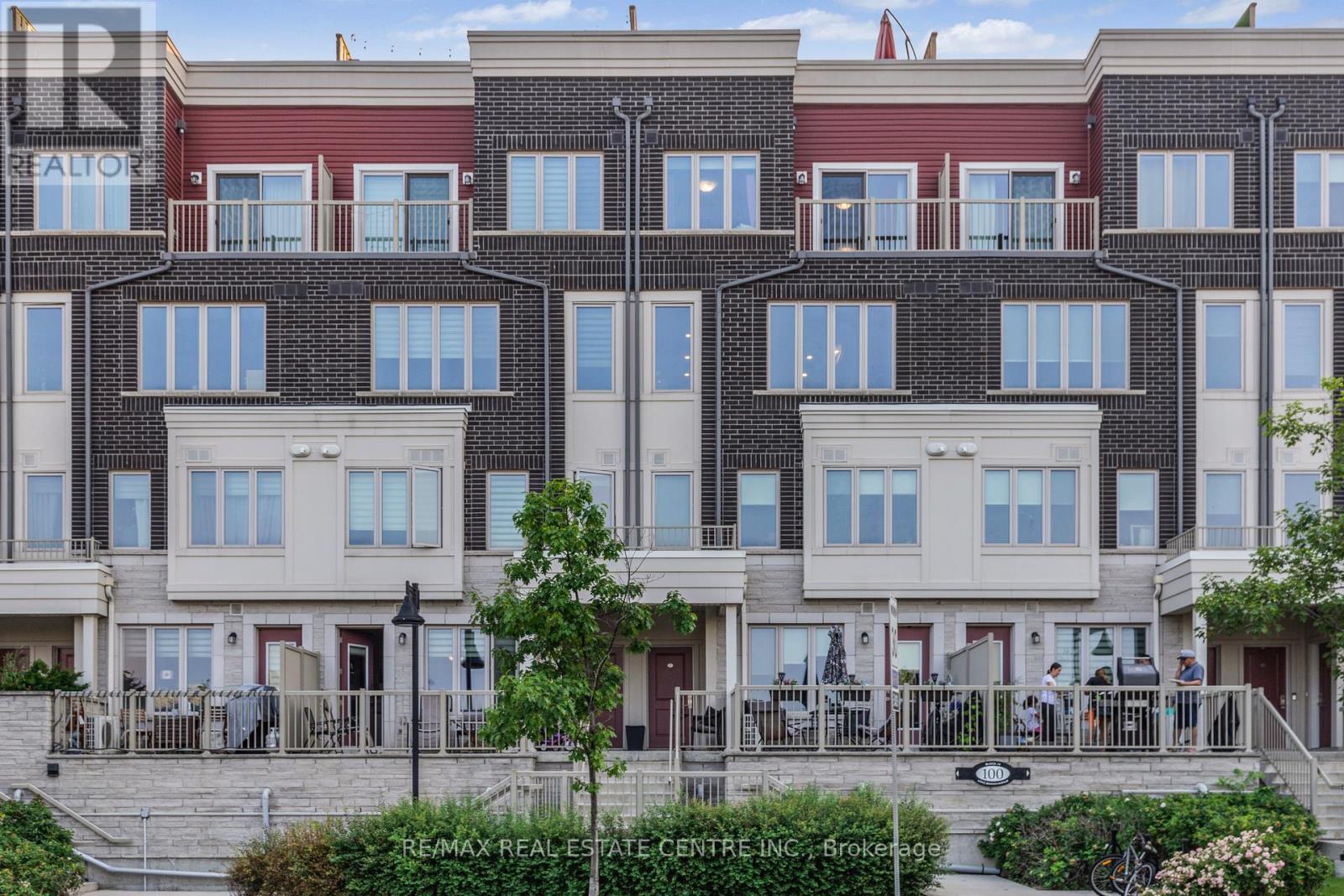 27 - 100 Long Branch Avenue, Toronto, Ontario  M8W 1N6 - Photo 2 - W12793684