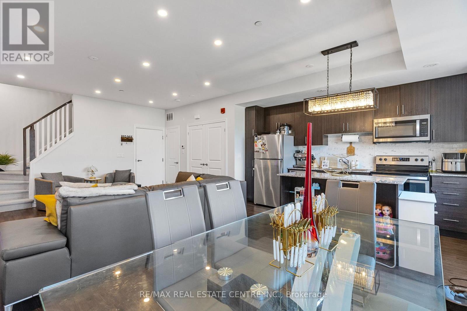 27 - 100 Long Branch Avenue, Toronto, Ontario  M8W 1N6 - Photo 7 - W12793684