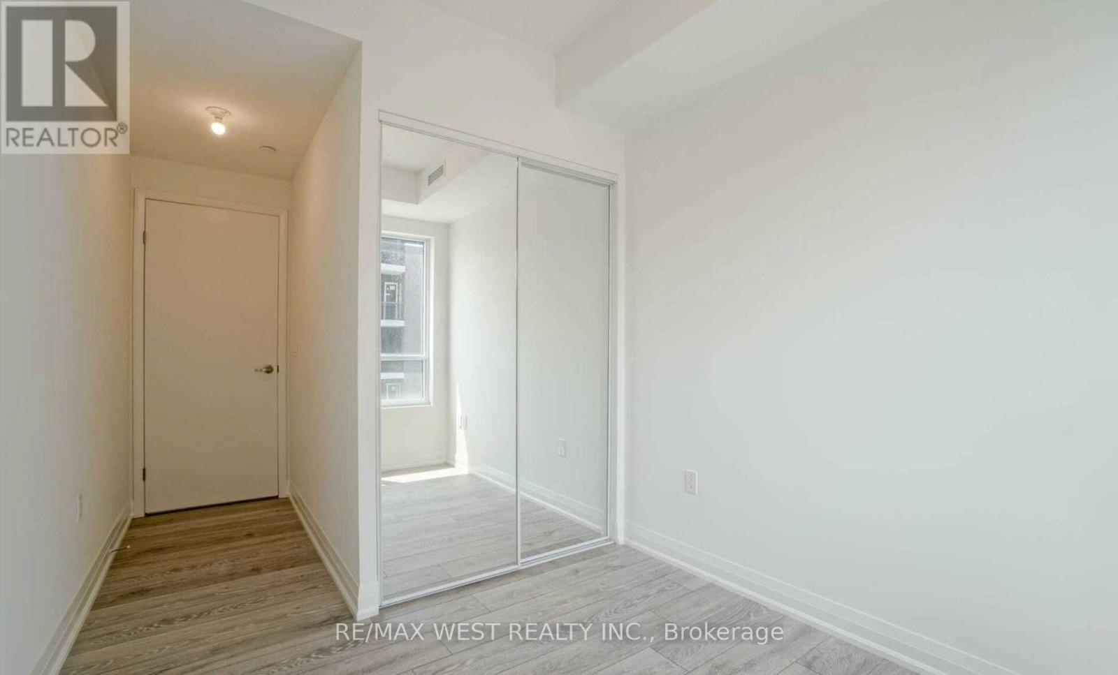 648 - 26 Gibbs Road, Toronto (Islington-City Centre West), Ontario  M9B 6L6 - Photo 14 - W12793698